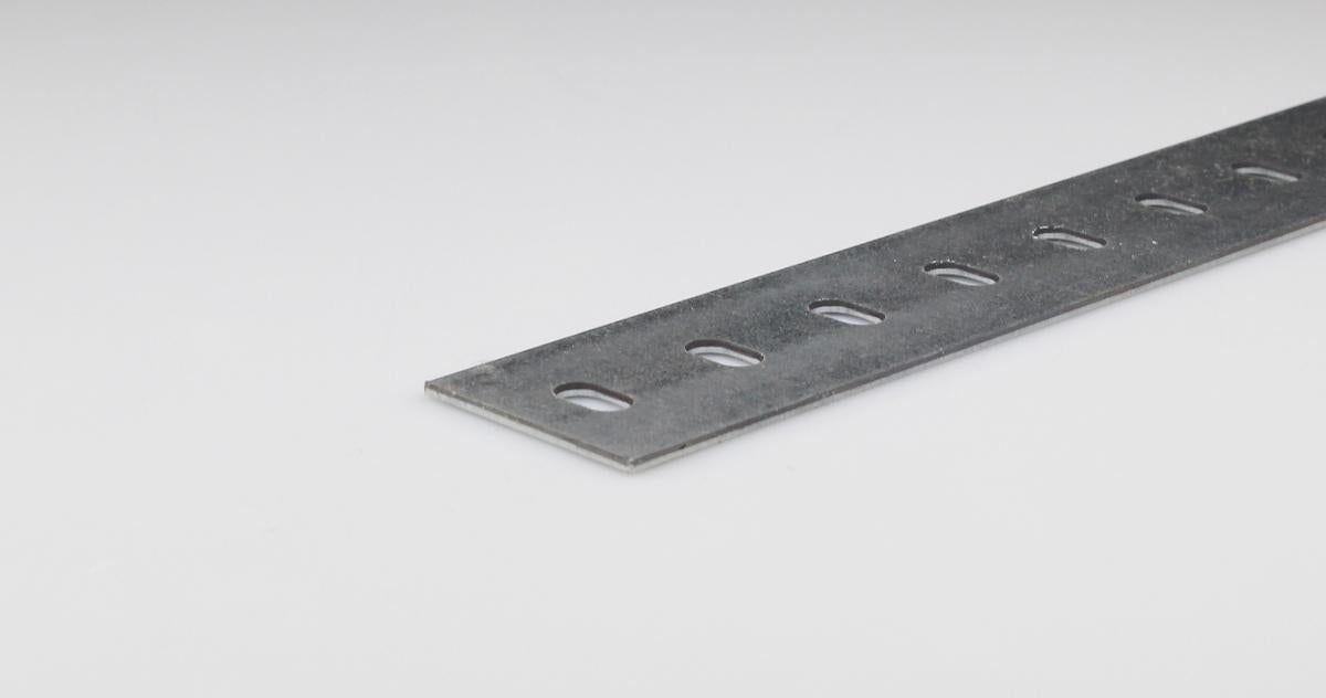 СТОMАНЕН ПРАВ ПРОФИЛ 40X2MM/1M