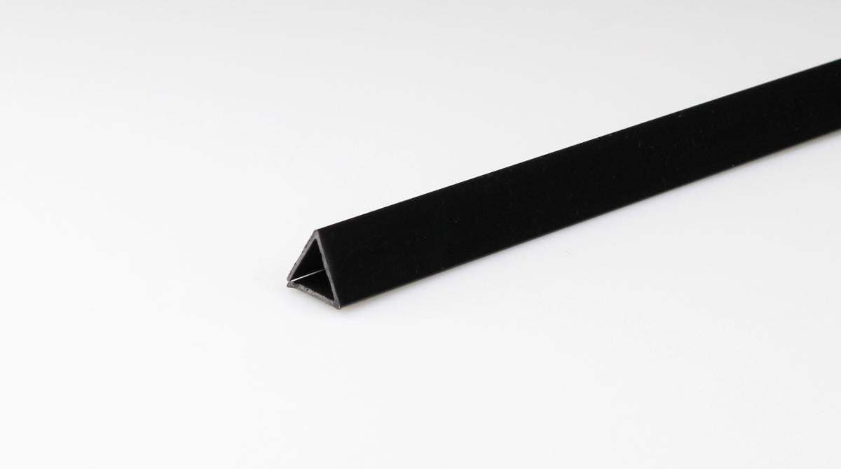 PVC ГЪВКАВ ПРОФИЛ 12MM/1M ЧЕРЕН
