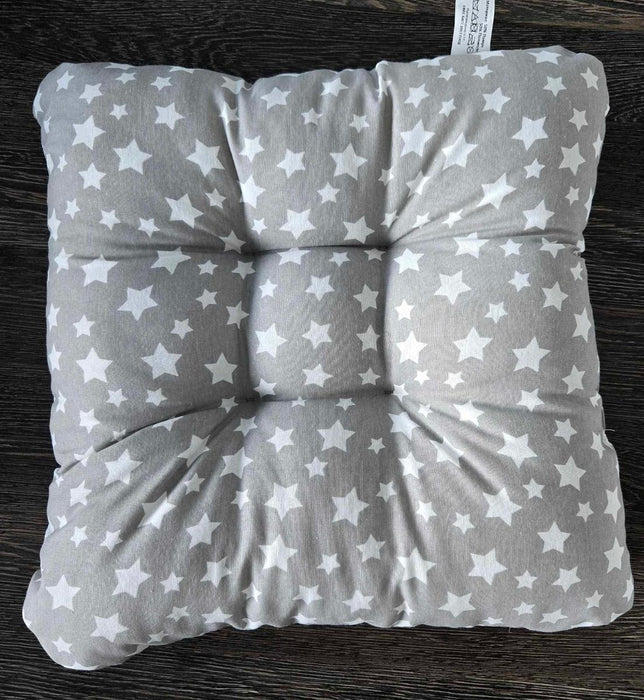 ВЪЗГЛАВНИЦА 38Х38Х8 CM МИКС СУЗИ