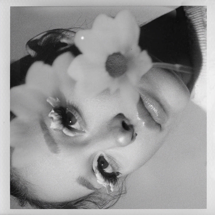 Ariana Grande - petal (Alternate Art CD)