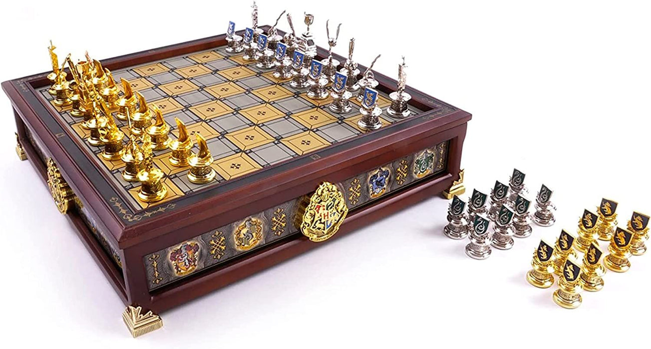 Шах The Noble Collection - The Hogwarts Houses Quidditch Chess Set