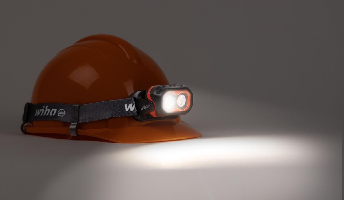 ЧЕЛНИК 500LM СЪС СЕНЗОР ЗА ДВИЖЕНИЕ WIHA