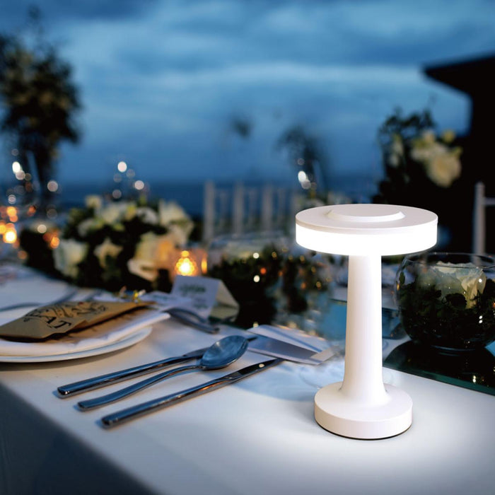 LED НАСТОЛНА ЛАМПА JULIE 2W БЯЛА