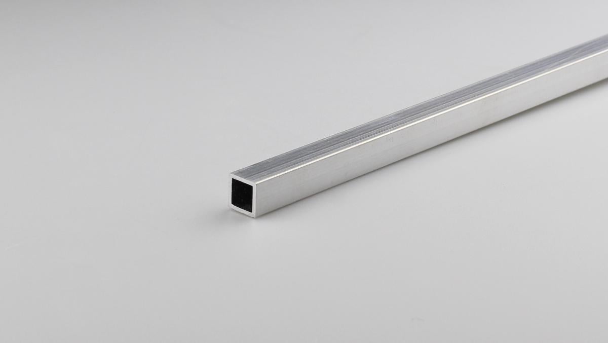 АЛУMИНИЕВ ПРОФИЛ КВАДРАТЕН 20X20MM/1M