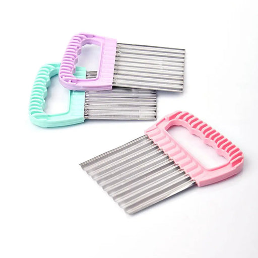 НОЖ ЗА РЯЗАНЕ ВЪЛНООБРАЗЕН BAST PLASTIC BRIO