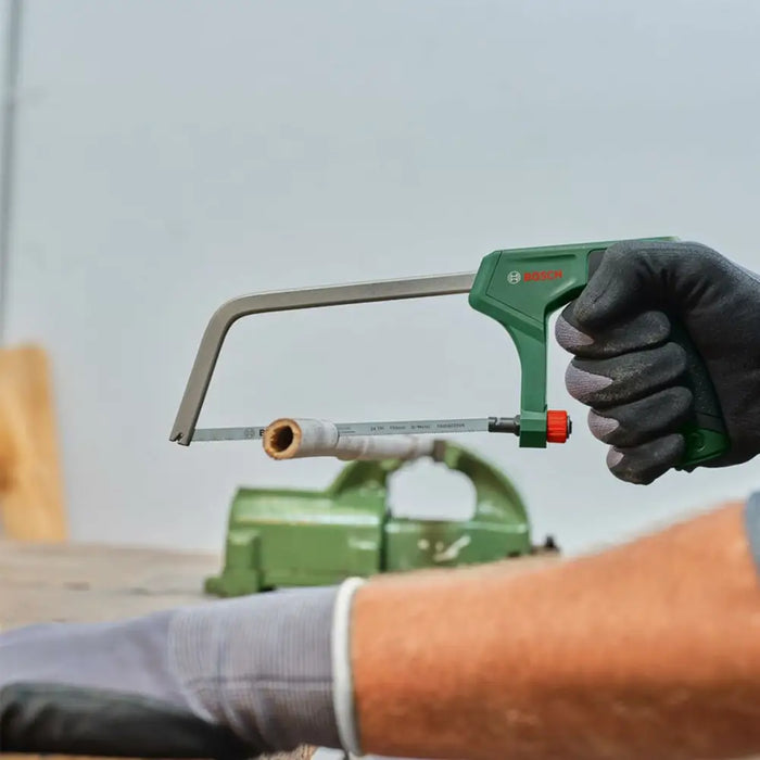 Ножовен трион BOSCH