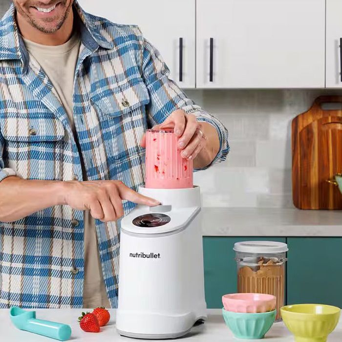 Уред за сладолед Nutribullet Chill NBD0503W