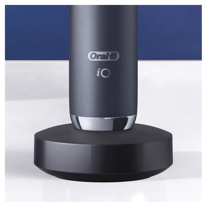 Електрическа четка за зъби ORAL B iO 9 Black