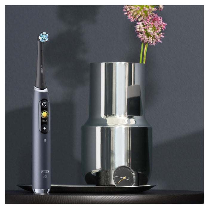 Електрическа четка за зъби ORAL B iO 9 Black