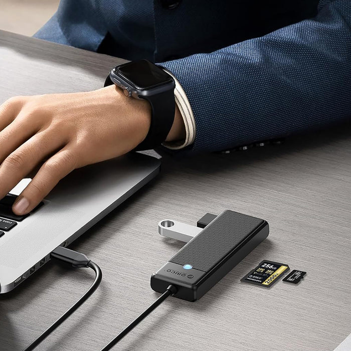 Orico PAPW3AT-C3 USB хъб 4-портов 3x USB-A 3.0 с четец за microSD/SD карти 1 м - черен