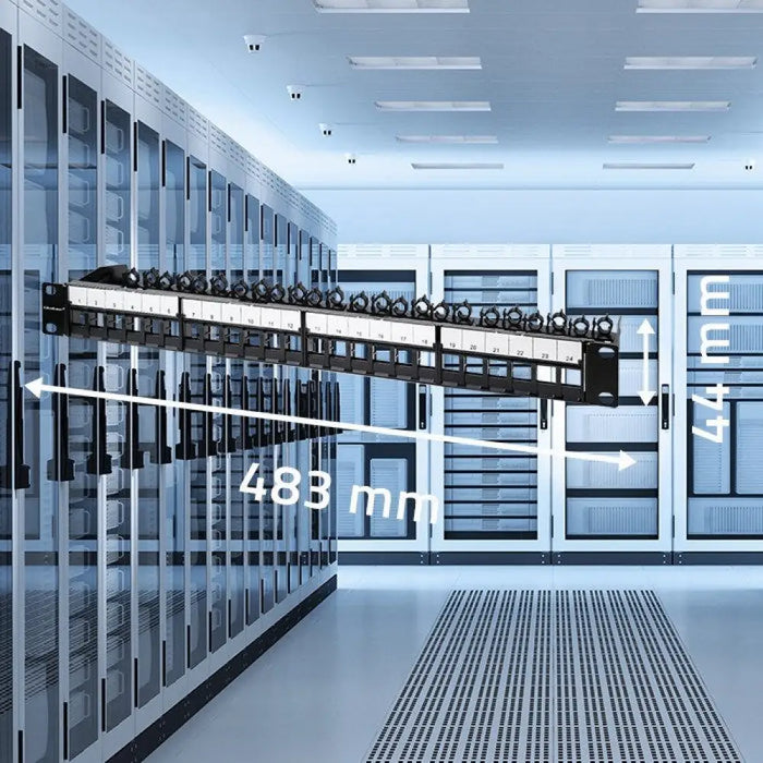 Пач панел Qoltec 54516 за 19’’ шкаф | 24 порта | 1U | UTP