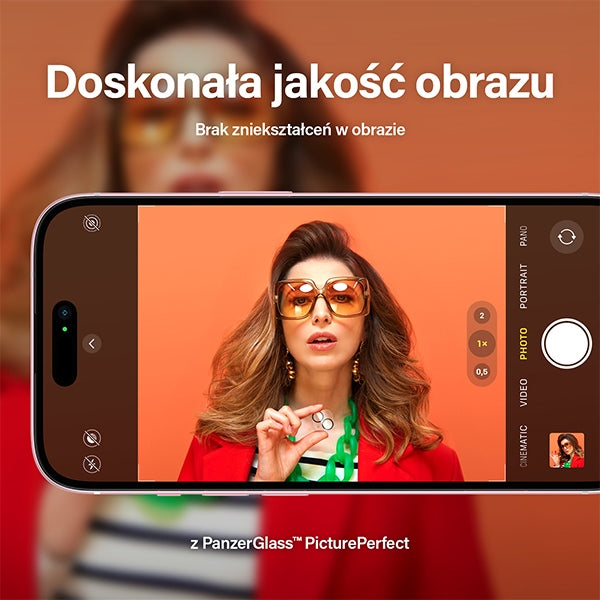 PanzerGlass Picture Perfect защита на камерата за iPhone 15 / 15 Plus - с черна рамка