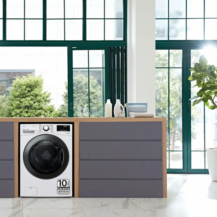 Перална машина LG F1P1CY2W 70 1100 rpm 17 kg 70 cm E