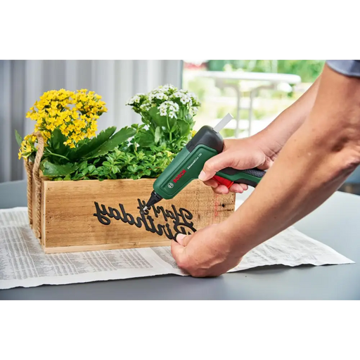 ПИСТОЛЕТ ЗА СИЛИКОН BOSCH АКУМУЛАТОРЕН