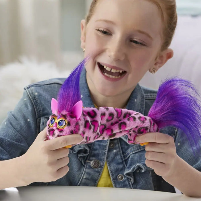 Плюш Hasbro Пластмаса