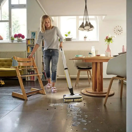 Подочистачка KARCHER FC 7 Cordless 1.055-701.0