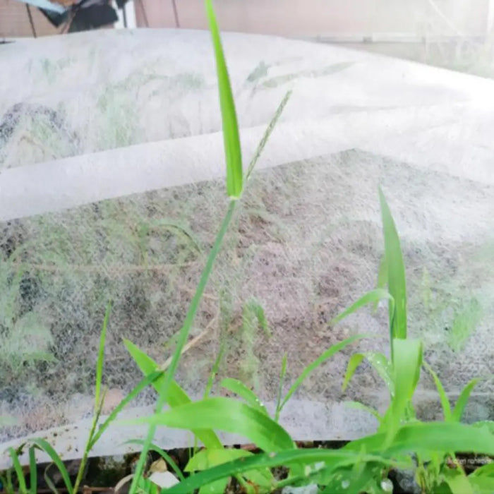 ПОКРИВАЛО ПРОТИВ СЛАНА ШИРИНА 2М 18ГР/М2