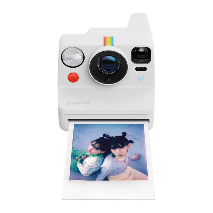 Фотоапарат за моментни снимки POLAROID NOW+ GEN 3 WHITE BUNDLE