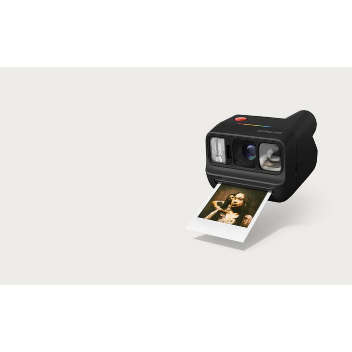 Фотоапарат за моментни снимки Polaroid GO Gen 3 Black 009192