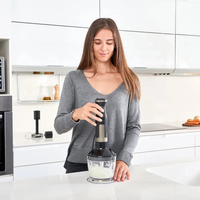Потопяем блендер Black + Decker BXHBA1500E (1500W; черен)
