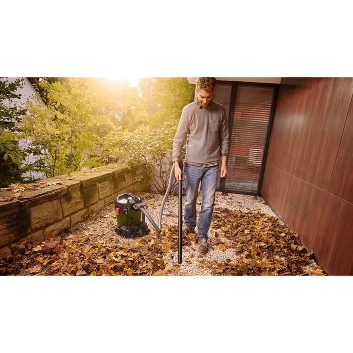 Прахосмукачка Bosch AdvancedVac 20