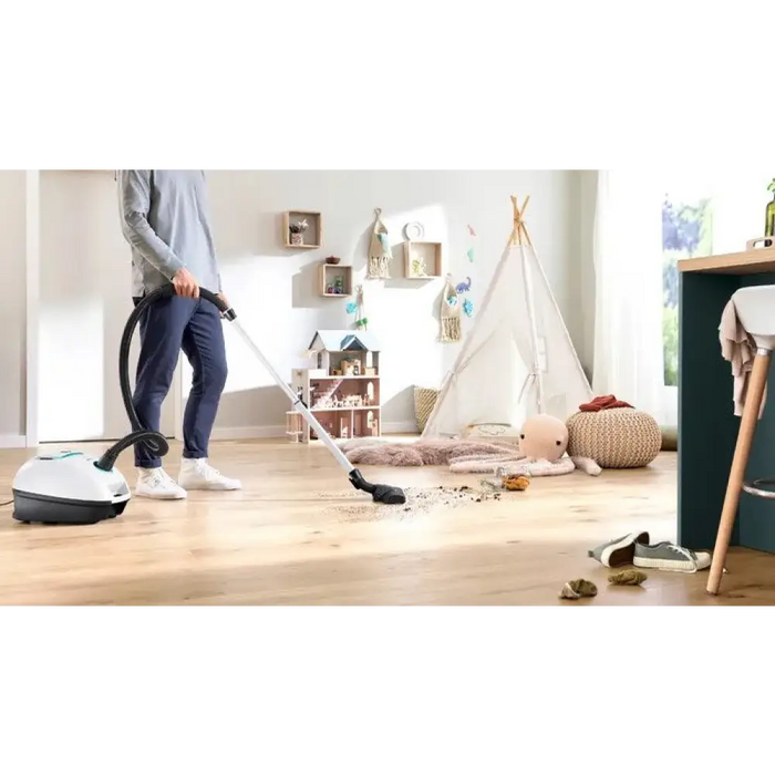 Прахосмукачка с торба Bosch Serie 4 BGB41HYG1H 600 W бяла