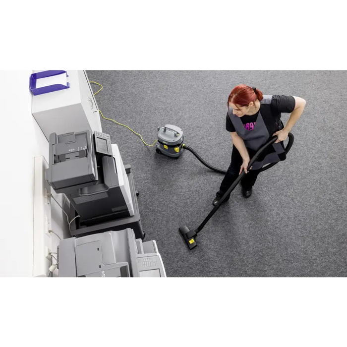 ПРАХОСМУКАЧКА KARCHER T 11/1 CLASSIC (1.527-197.0)