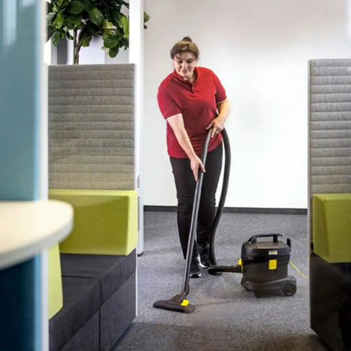 Прахосмукачка KARCHER T 11/1 Classic Adv Re!Plast