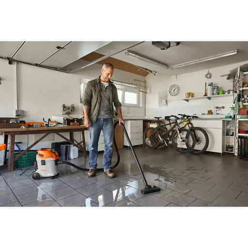 ПРАХОСМУКАЧКА STIHL SE 33