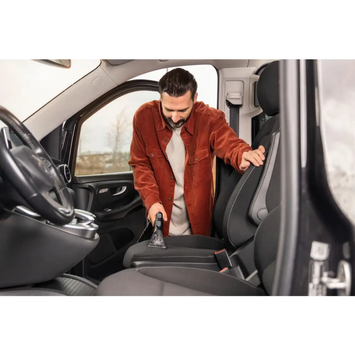ПРАХОСМУКАЧКА ПЕРЯЩА KARCHER SE 5 CAR