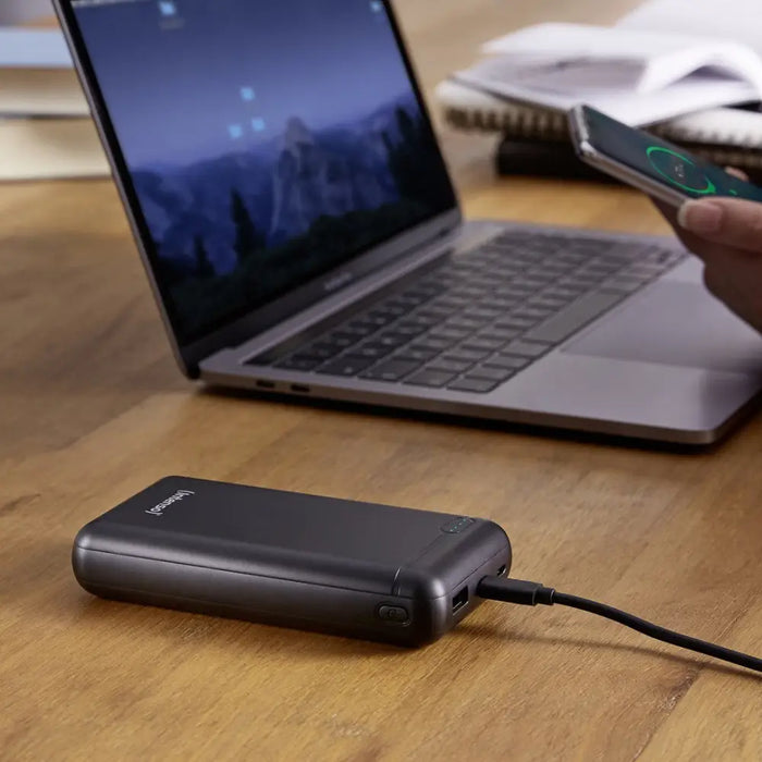 Преносима батерия Powerbank INTENSO Черен 20000 mAh