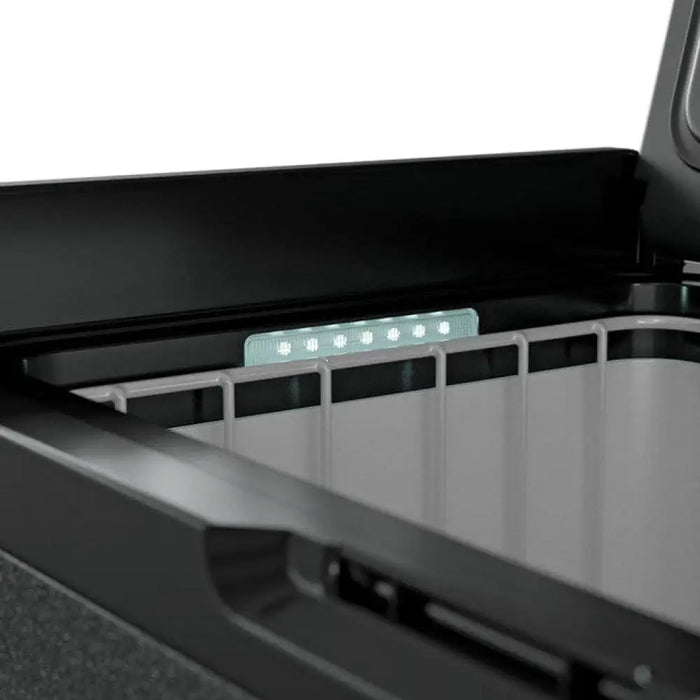 Преносим компресорен хладилник YOLCO TCX60 Carbon
