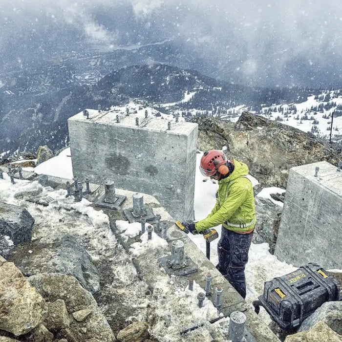 Преносим шлайф DeWALT DCG418NT-XJ Лентов шлайф Черен Жълт