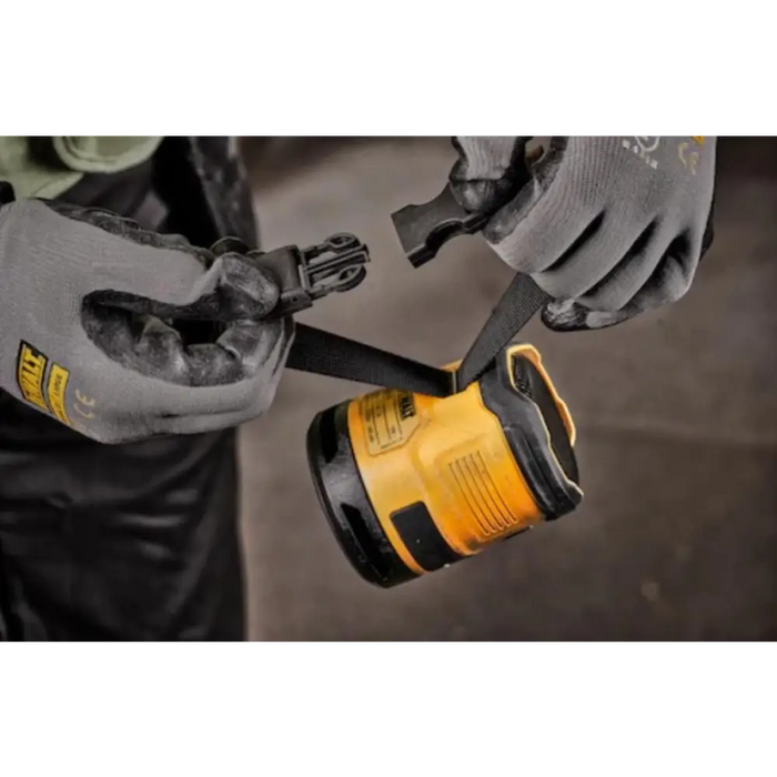ПРЕНОСИМА BLUETOOTH ТОНКОЛОНА DeWALT