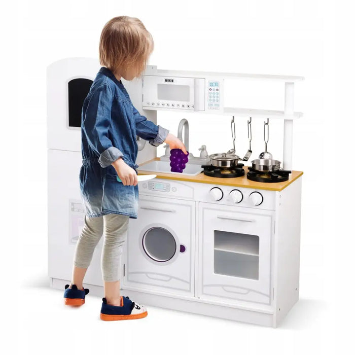 PROMIS Wooden children’s kitchen with accessories