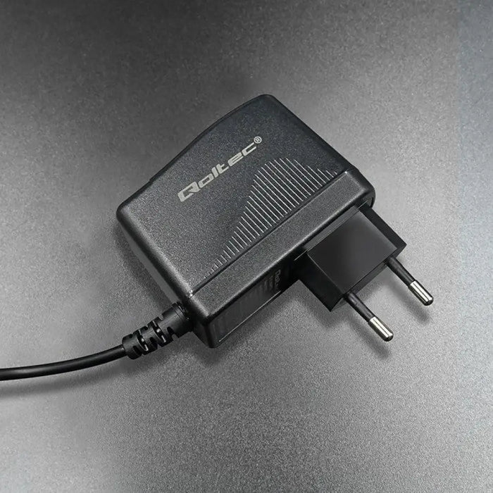 Qoltec 51023 захранващ адаптер/инвертор за вътрешен 24 W