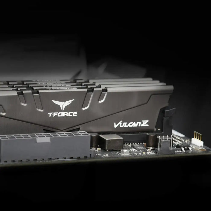 RAM памет Team Group VULCAN Z