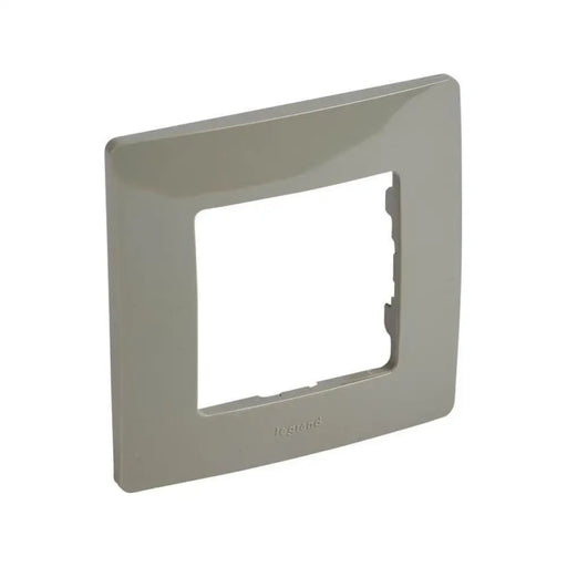 РАМКА ЕДИНИЧНА КАФЕ LEGRAND NILOE