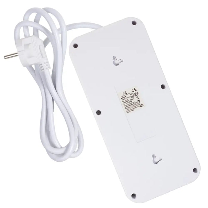 Разклонител Maclean удължител с 6 гнезда + 4xUSB 110-240V