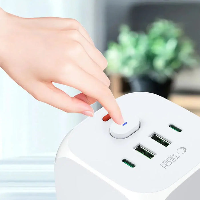 Разклонител Tech-Protect PCL3x4 2x USB-A 2x USB-C 3x AC тип