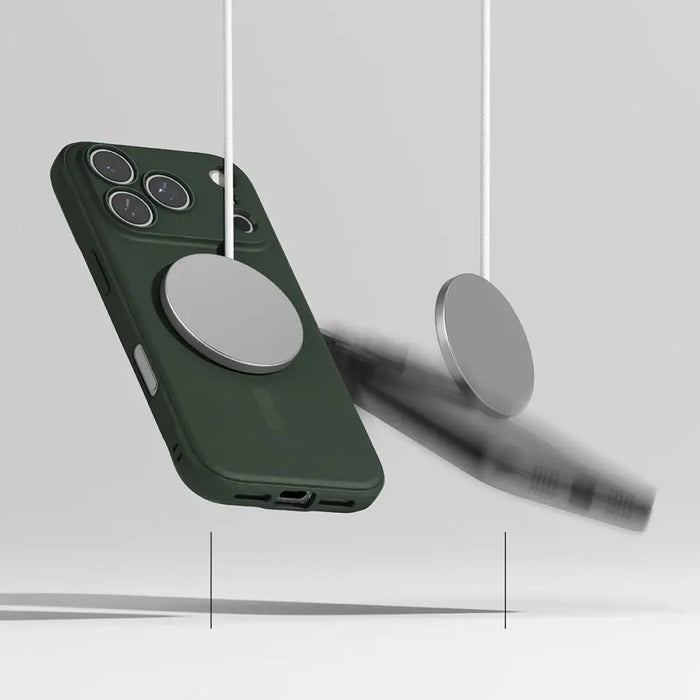 Ringke Onyx Magnetic MagSafe Case за iPhone 17 Pro - зелен