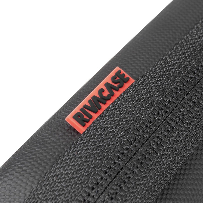 Калъф за лаптоп Rivacase 5131 с черен твърд корпус 15,6".