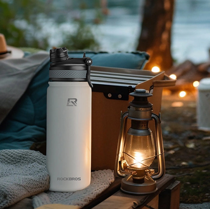 Термо велосипедна бутилка за напитки Rockbros 35210029006 650 мл - бяла