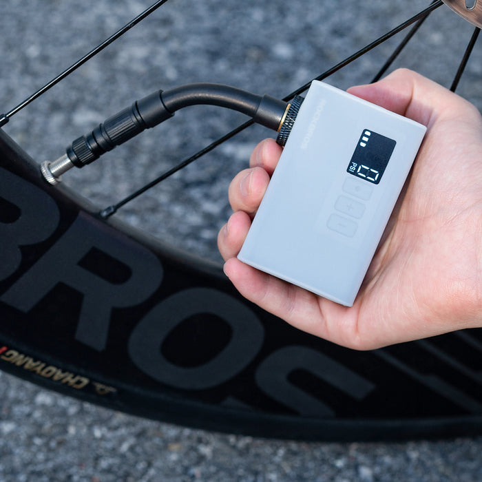 Rockbros AS240 PRO Безжична помпа 120 psi Компресор 420mAh - Черна