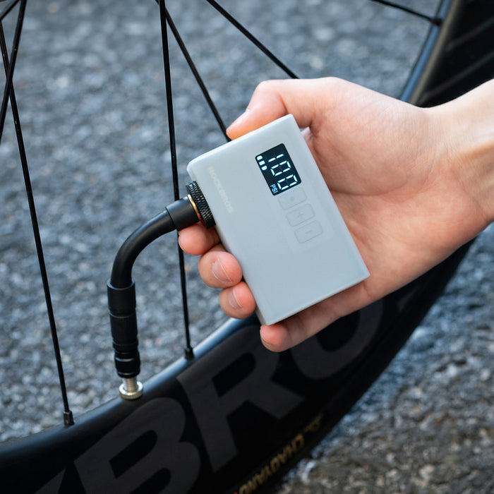 Rockbros AS240 PRO Безжична помпа 120 psi Компресор 420mAh - Черна