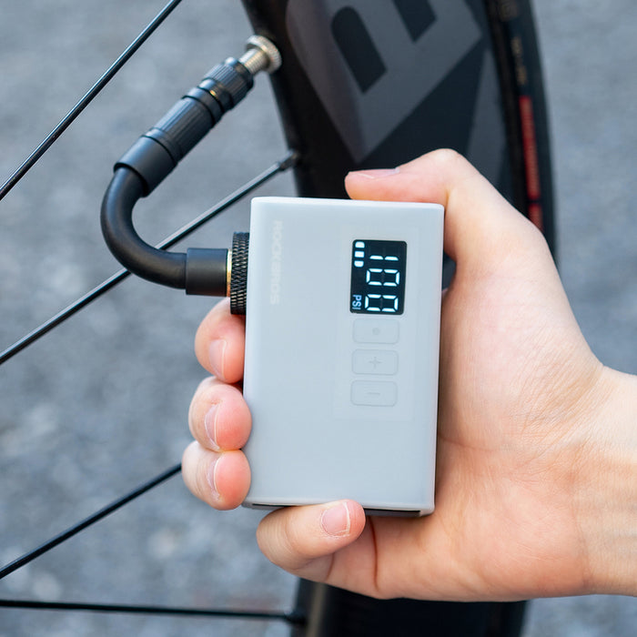 Rockbros AS240 PRO Безжична помпа 120 psi Компресор 420mAh - Черна