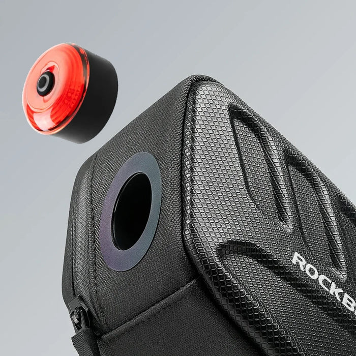 Чанта за велосипед Rockbros C61 с интелигентна задна светлина 0.45 л - черна