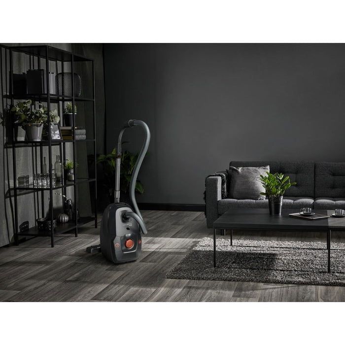 Прахосмукачка Rowenta RO6164EA Green Force Silence + Торбичка за прахосмукачка Rowenta Hygiene+ ZR200540