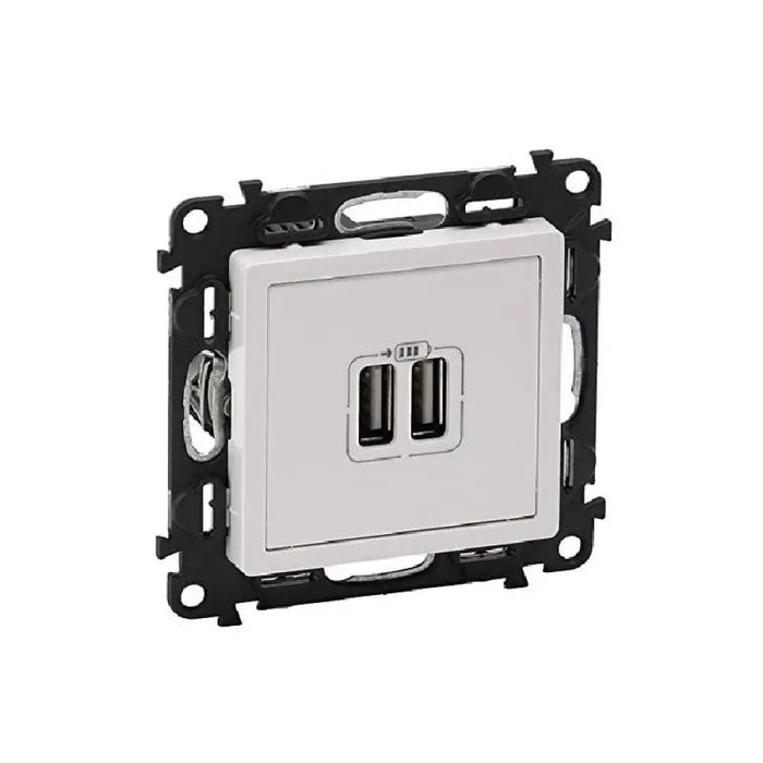 РОЗЕТКА 2хUSB ЗАРЯДНО VALENA LIFE LEGRAND - БЯЛ