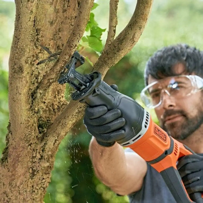 Саблен трион Black & Decker BES301 2800 spm 750 W Черен